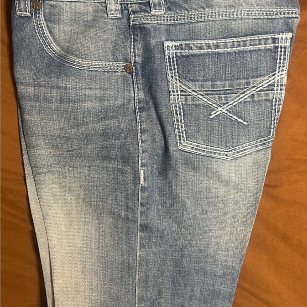 Stylish Men's Relaxed Jeans in Blue - Picture 1 of 2